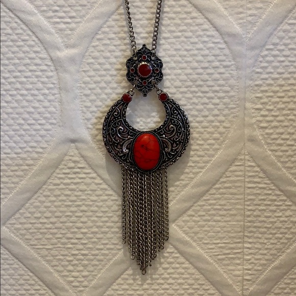 Jewelry - Fun Red Stone & Silver Long chain necklace